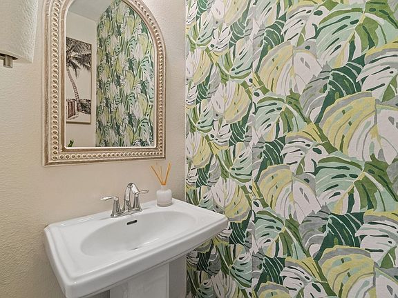 4th image of 242 Boracay Cir