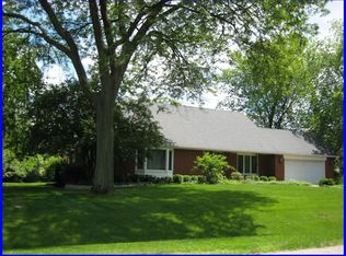 2S461 Burning Trl, Wheaton, IL 60189