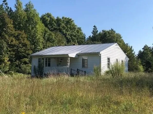 5569 Wightman Rd, Chase City, VA 23924