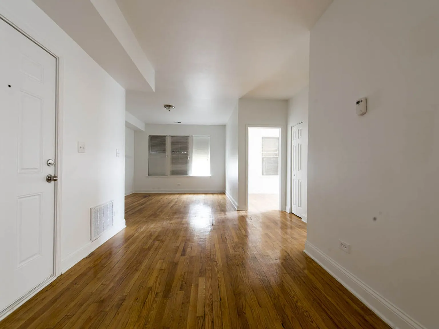 3600 W Franklin — Photo 3