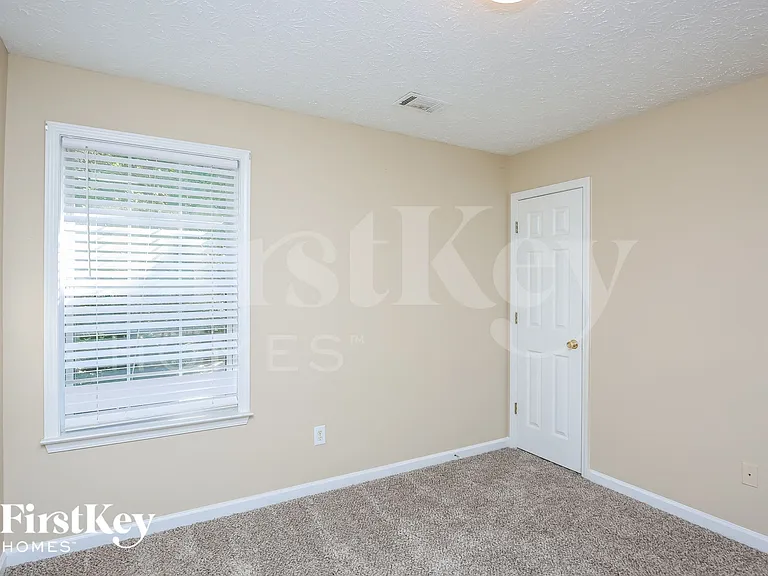 3710 Wake Robin Way — Photo 13