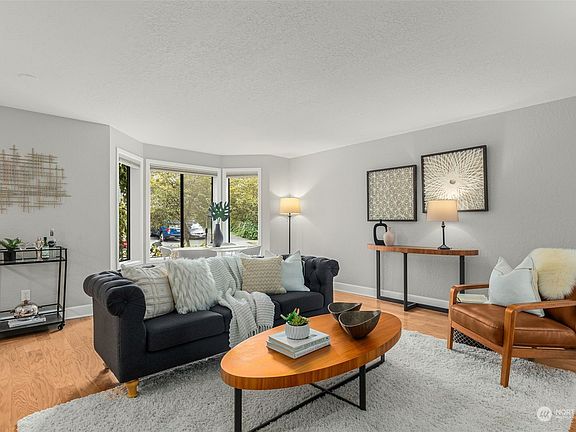 2nd image of 2327 Yale Avenue E #D