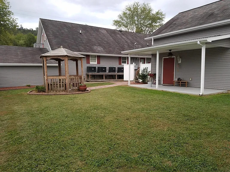 847 Clearfield St #E — Photo 6