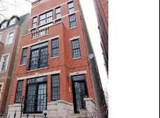 816 W Buckingham Pl #1, Chicago, IL 60657