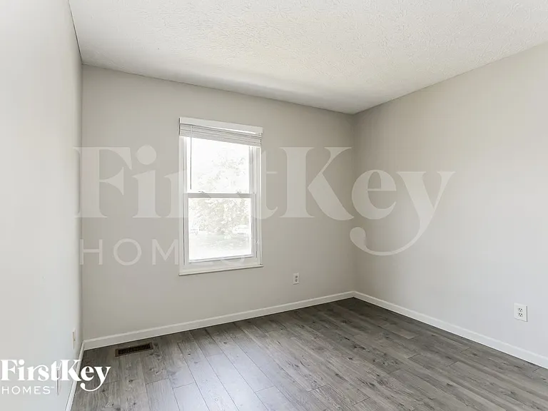 5705 Andrea Ln — Photo 11