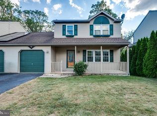 6122 Pond View Dr, Birdsboro, PA