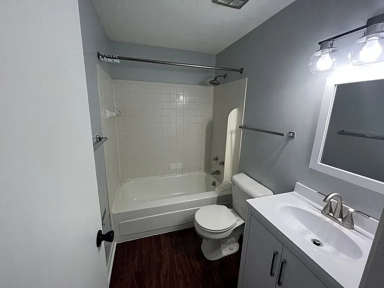 1105 Rivermet Ave — Photo 8