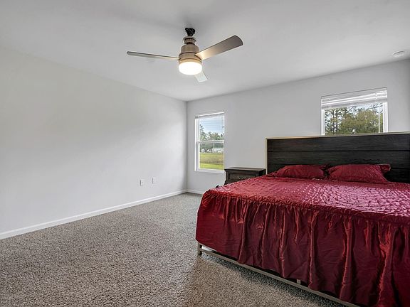5th image of 42 E Pecan St