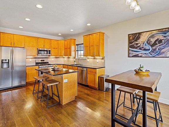 5th image of 2161 N 22nd St