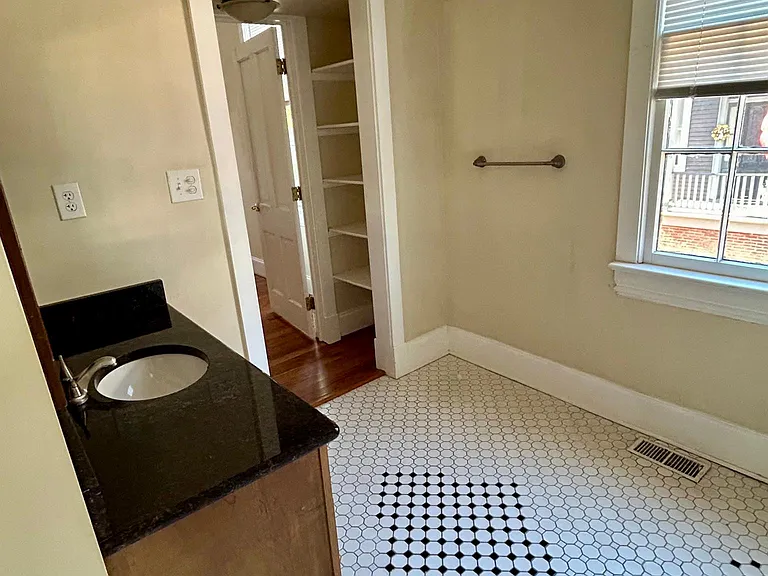 Primary ensuite