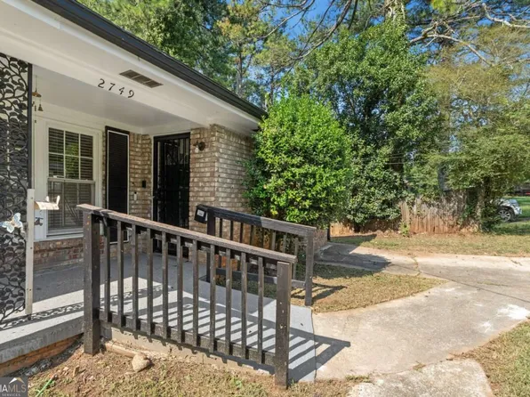 2749 Preston Dr, Decatur, GA 30034