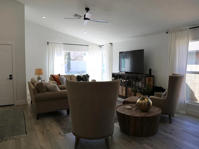 ceiling fan, recessed lighting, lots of natural light