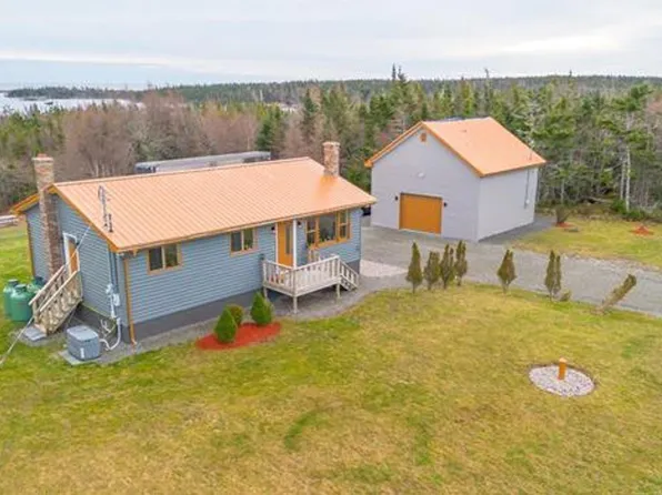 1853 Fourchu Rd, Gabarus Lake, NS B1K 2E7