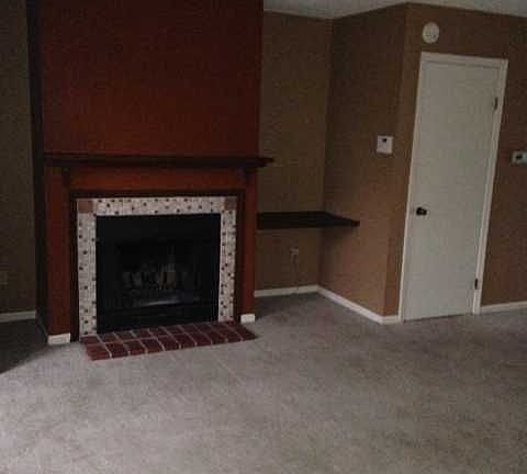 5th image of 504 Green Mountain Dr