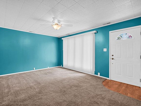 3rd image of 5116 Warren Dr