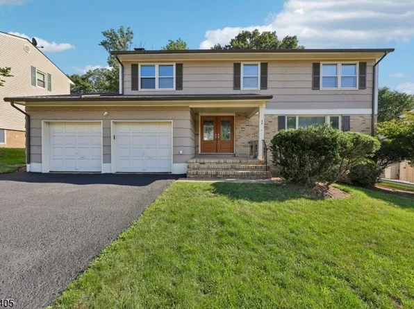 44 Leonhard Dr, Haledon Boro, NJ 07508