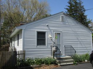 8 Angel Ave, York, ME 03909