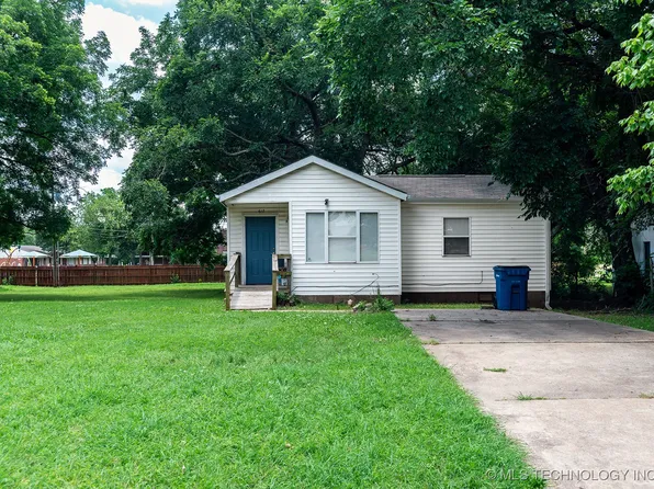 617 W 11th Ave, Ave, OK 74074