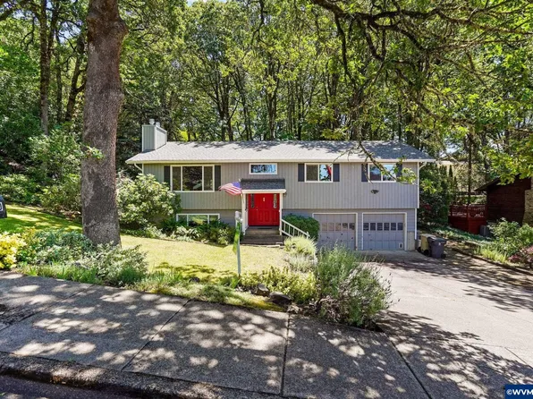 3010 Applegate St, Philomath, OR 97370