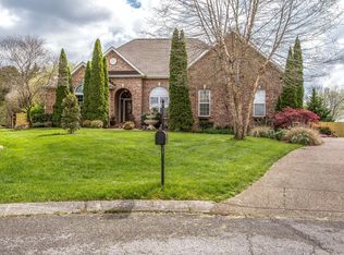 1910 Loughborough Ct, Thompsons Station, TN 37179
