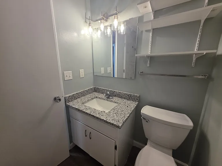 448 Grandview Ter #2 — Photo 6