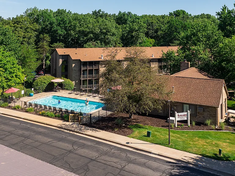 Winchell Way Apartments — Photo 6
