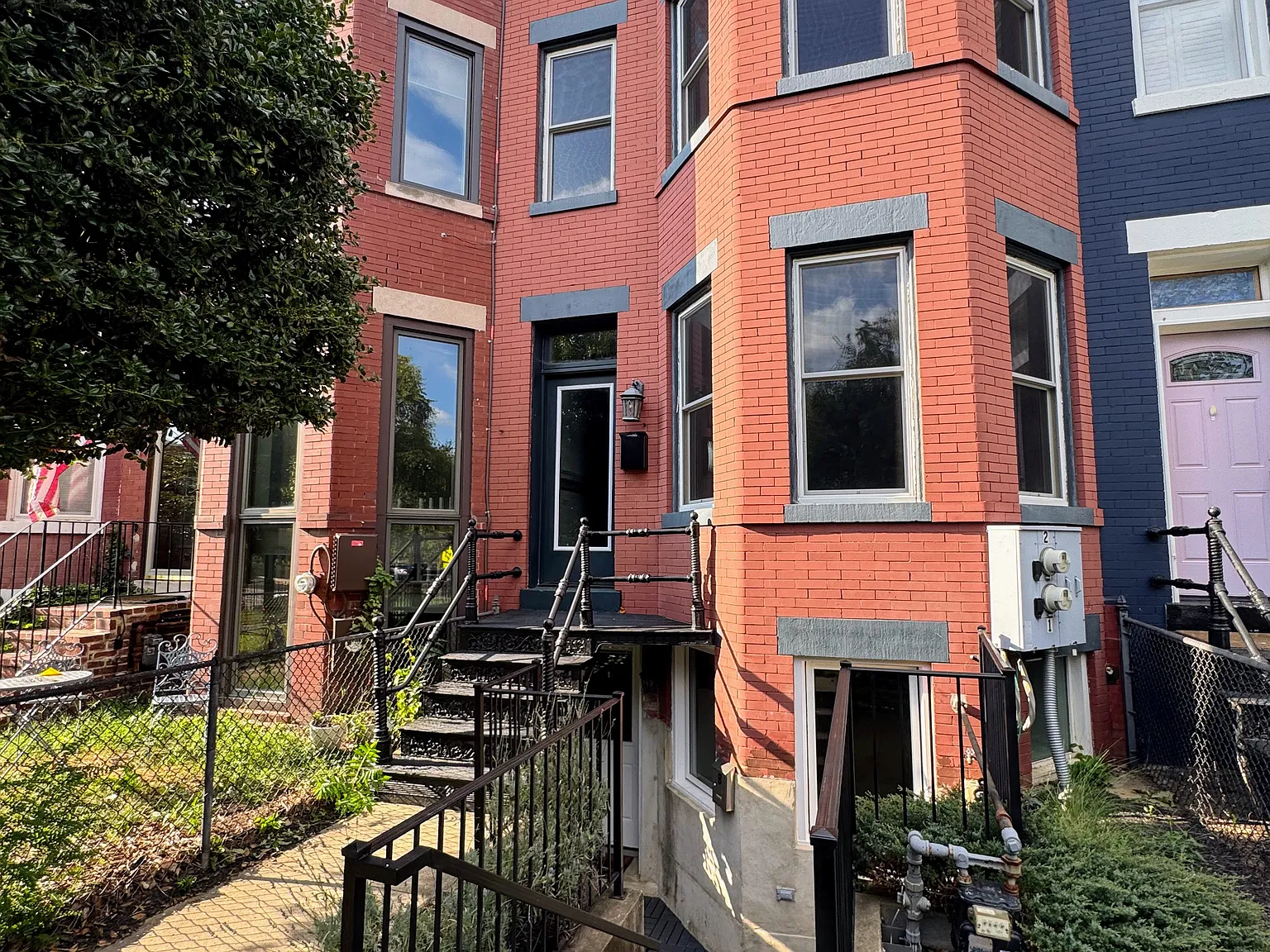 1 bed, $2,050 — Photo 2