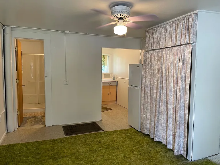130 E Broadway St #1 — Photo 2