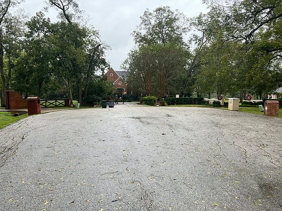 4th image of 4310 Colony West Dr