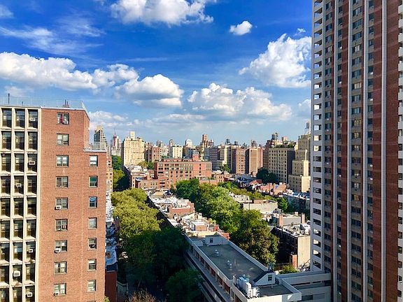 4th image of 205 W 88th St APT 12E