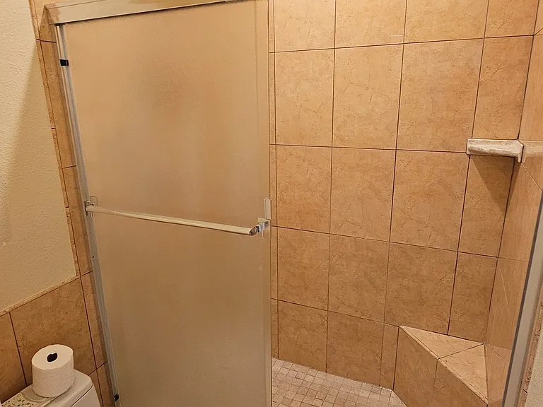 18219 Hampton Ct — Photo 20
