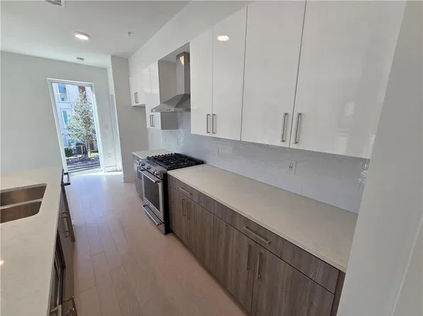 775 Juniper St, Atlanta, GA