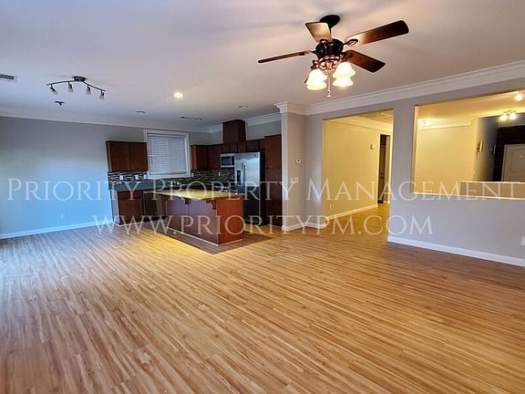 2nd image of 10649 Mount Blackburn Ave
