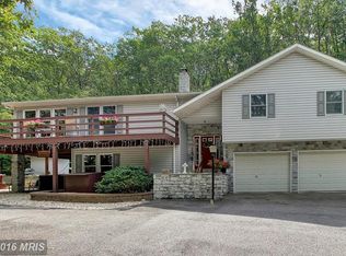 8180 Michaux Dr, Fayetteville, PA 17222