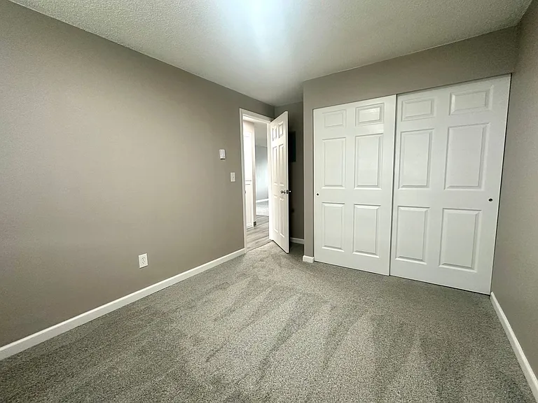 Forest Park Apartments — Photo 35