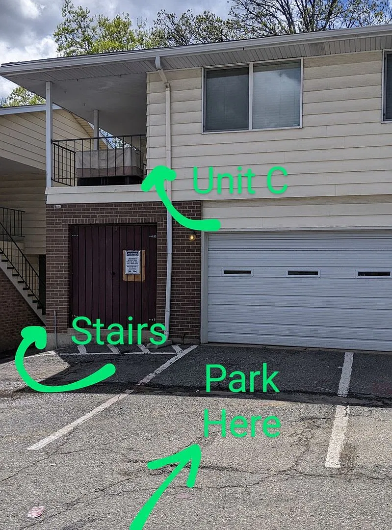 Bright & Cozy 2-Bedroom Condo with Garage, Central A/C & Exceptional Storage! — Photo 2