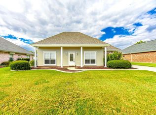 114 Woodburn Dr, Houma, LA 70364