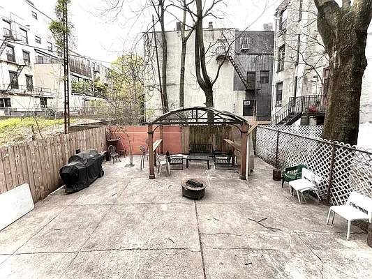 Rented by Brown Harris Stevens | media 24