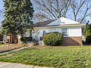 23101 Marlow Ave, Oak Park, MI 48237