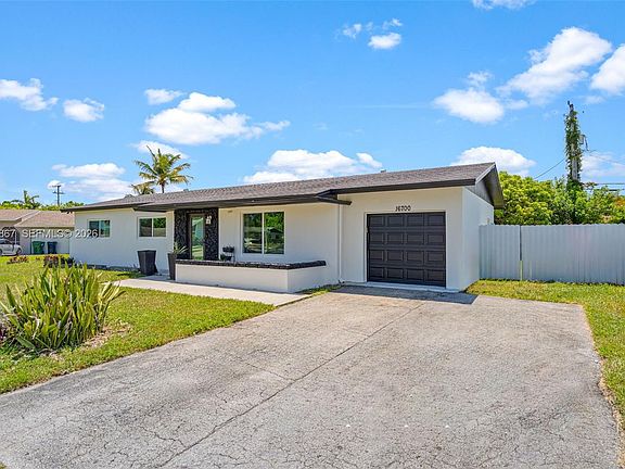 5th image of 16700 SW 102nd Pl