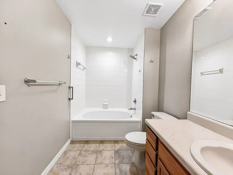 7940 Preserve Cir #916 — Photo 10