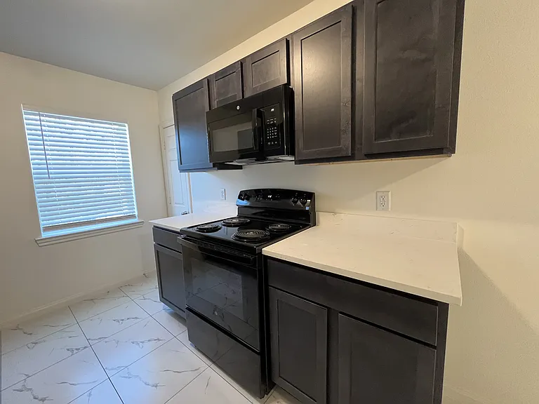 101 E Tidwell Rd #19 — Photo 14