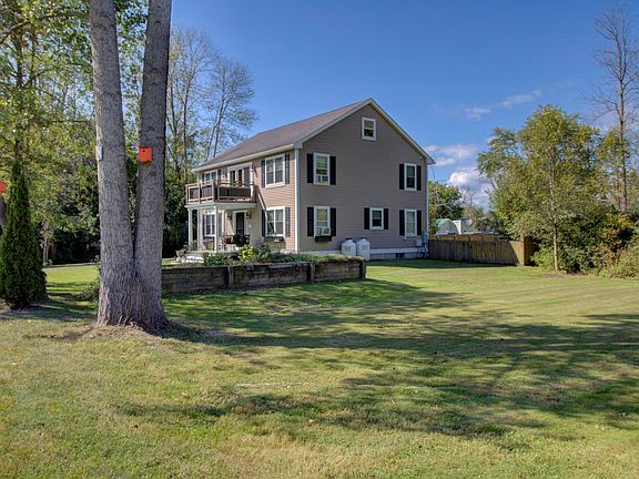 3rd image of 9 Cedar Street