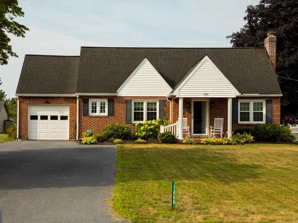 1840 Harrisburg Ave, Mount Joy, PA 17552