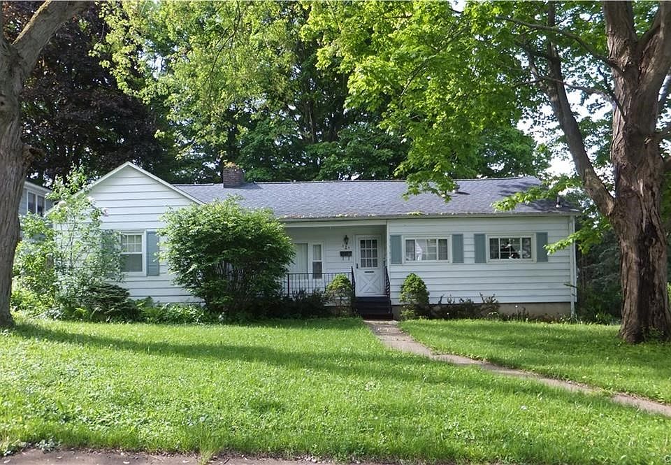 1st image of 234 Oakley Dr E