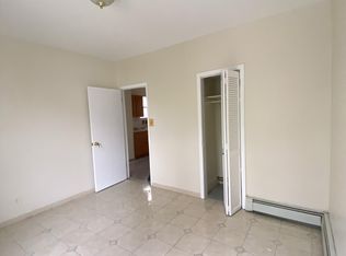 5841 Fresh Pond Rd FLOOR 2, Maspeth, NY 11378