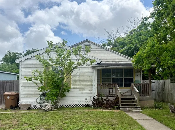 4814 Dodd Dr, Corpus Christi, TX 78415