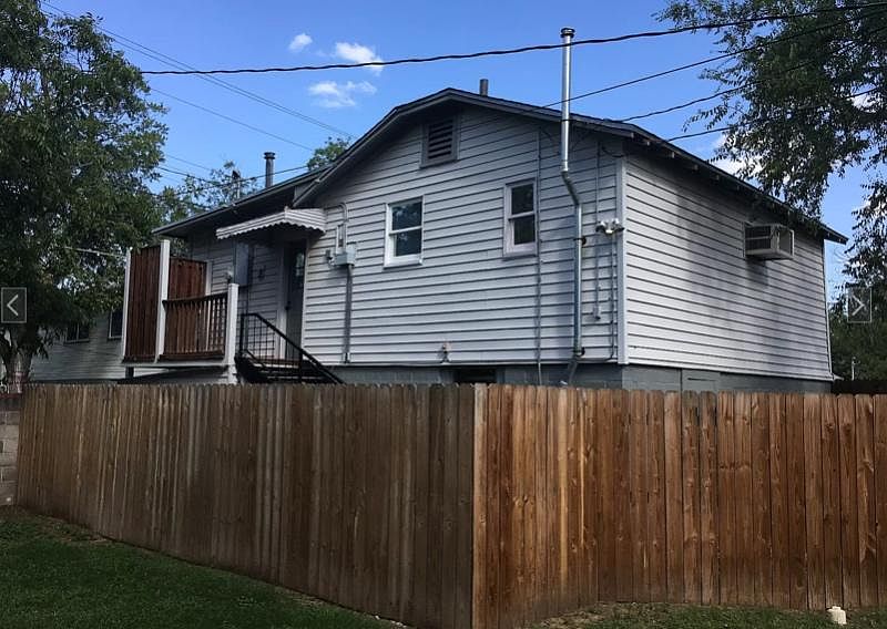 1st image of 214 1/2 S Bishop St