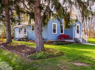 327 Lighthouse Rd, Hilton, NY 14468