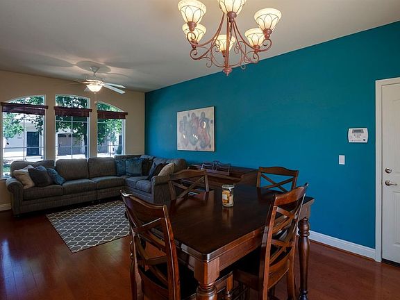 3rd image of 5455 Knotty Pine Way